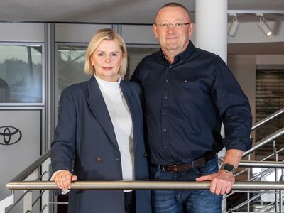 /assets/images/v/Lena%26Peter%20Pichert-rbvf00w2dwpy1sx.jpg